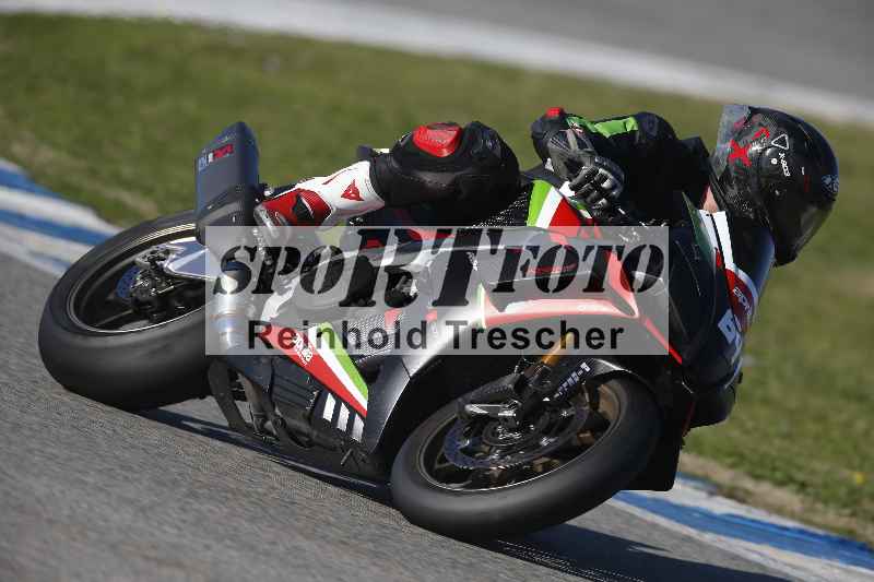 /Archiv-2024/02 29.01.-02.02.2024 Moto Center Thun Jerez/Gruppe gruen-green/641